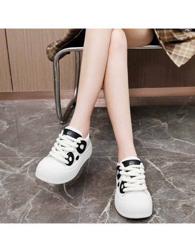 Panda Kicks
